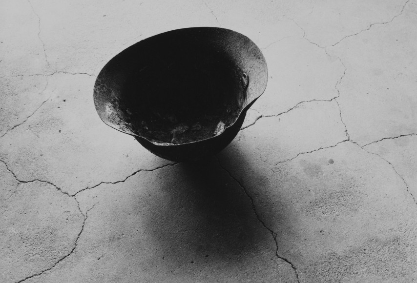 Steel Helmet with Skull Bone Fused by Atomic Bomb, Nagasaki 1963
© Shomei Tomatsu - interface. Courtesy of Taka Ishii Gallery, Tokyo